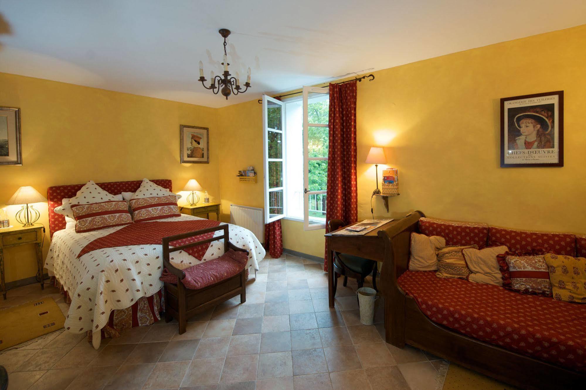 Auberge Des Glycines Porquerolles Exterior photo